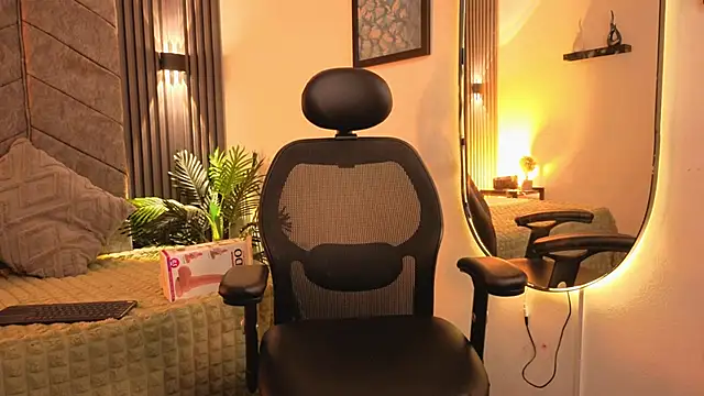 1Anya online show from 11.14.25