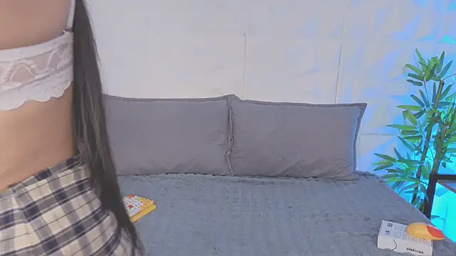 1Anya online show from 12.22.25