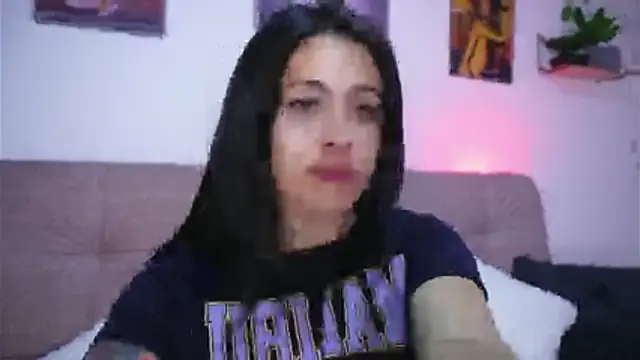 Snapshot of SophiieCumsx chatting on 05.23.26 SophiieCumsx online show from 05.23.26
