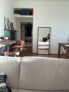 SophiiaStarr online show from 09.14.25