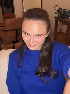 SophiiaStarr online show from 09.27.25