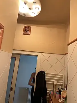 SophiiaStarr online show from 10.16.25