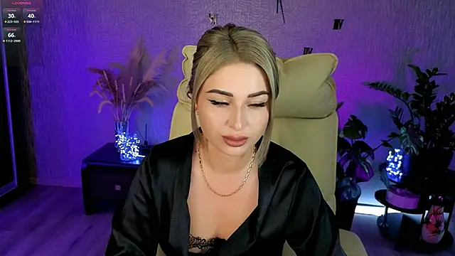 NikkiiStill online show from 05.24.26