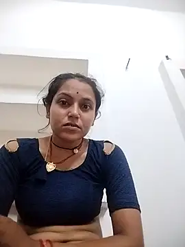 Snapshot of Sonam_shinde chatting on 05.18.26 Sonam shinde online show from 05.18.26