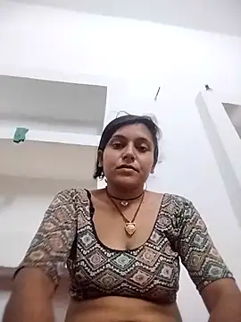 Snapshot of Sonam_shinde chatting on 05.28.26 Sonam shinde online show from 05.28.26