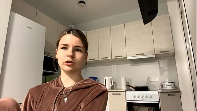 Denni Spilber online show from 10.25.25