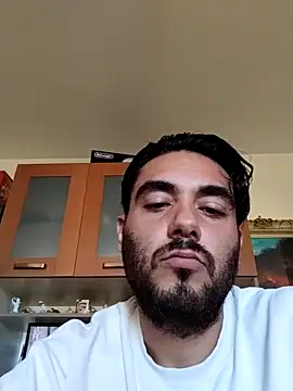 Snapshot of axsimil chatting on 11.04.25 axsimil online show from 11.04.25