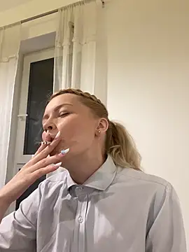 Snapshot of AnyaHellCat chatting on 09.30.25 AnyaHellCat online show from 09.30.25