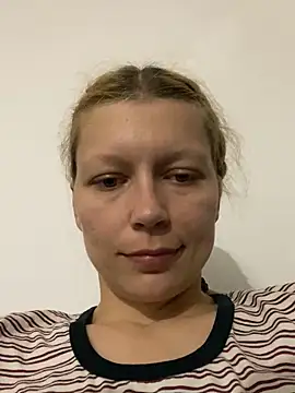 Snapshot of AnyaHellCat chatting on 10.29.25 AnyaHellCat online show from 10.29.25