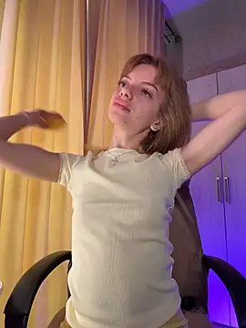 Snapshot of mari__papi chatting on 03.26.26 mari papi online show from 03.26.26