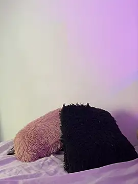 Snapshot of Charlottediolet chatting on 02.19.26 Charlottediolet online show from 02.19.26