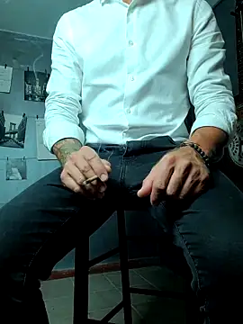 MatteoDom85 online show from 09.21.25