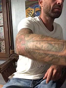 MatteoDom85 online show from 09.28.25