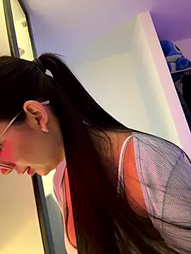 Min junn online show from 10.08.25