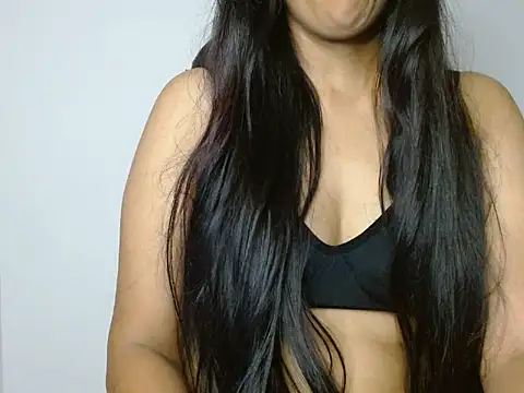 Snapshot of priya_022 chatting on 09.23.25 priya 022 online show from 09.23.25