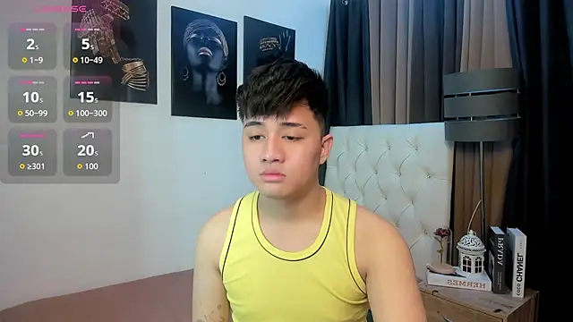 NhicolasClyde online show from 09.11.25