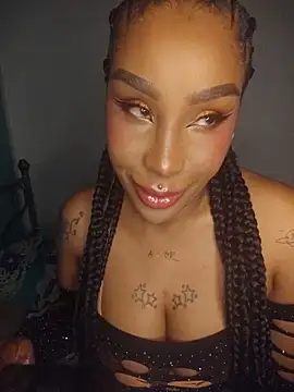 Queen Amara online show from 05.27.26