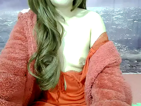 Snapshot of SuhyoCii chatting on 12.03.25 SuhyoCii online show from 12.03.25