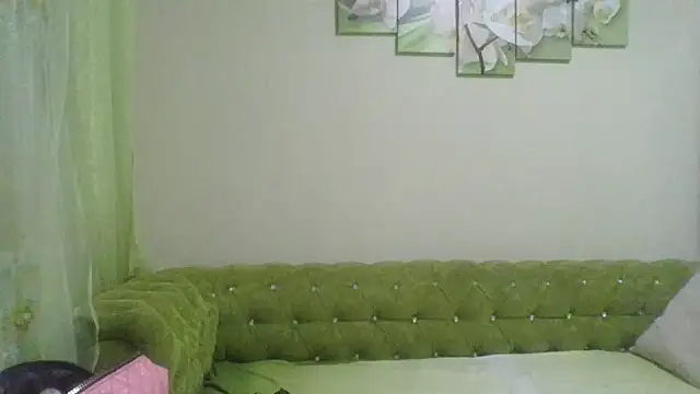 Zhinara online show from 11.08.25