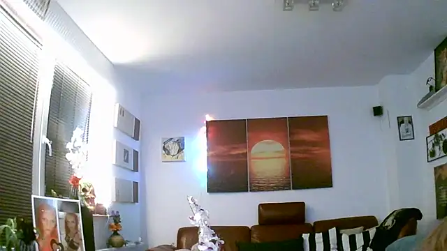 hellgirl1980 online show from 11.02.25