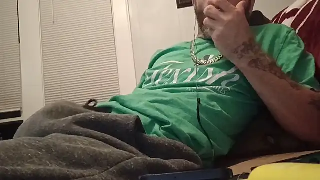 Snapshot of Gain2in1 chatting on 06.25.26 Gain2in1 online show from 06.25.26