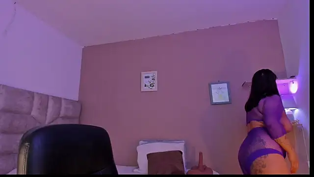 roselyn caprice online show from 09.24.25