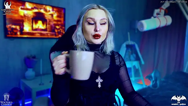 Wounded Goddess  online show from 02.04.26