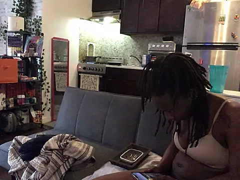 littyleesh1 online show from 05.23.26