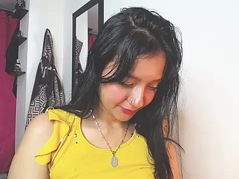 charlottekiss99 online show from 12.15.25