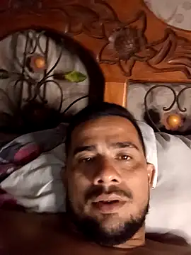 yeffito1 online show from 10.16.25