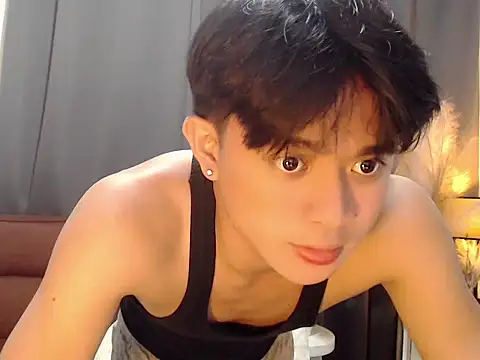 NautyBoyBrazeen 143 online show from 04.25.26