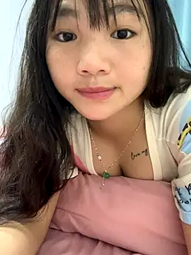 Emlyly-18 online show from 10.02.25