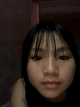 Emlyly-18 online show from 10.06.25