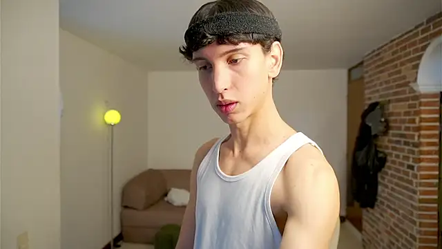 Snapshot of boream chatting on 02.26.26 boream online show from 02.26.26