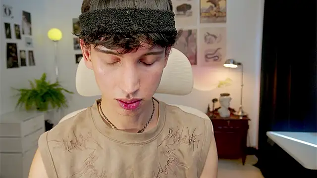 Snapshot of boream chatting on 03.24.26 boream online show from 03.24.26