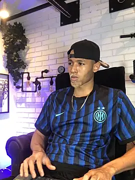 B Wild online show from 09.27.25