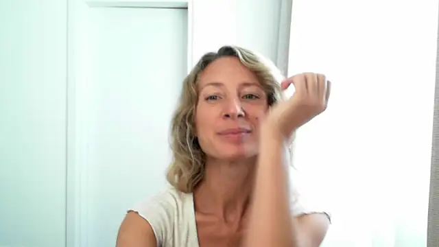 Paevoa online show from 11.19.25