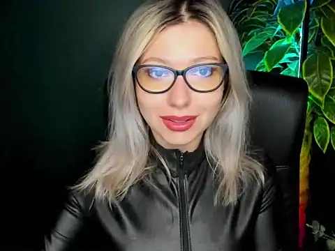 loveHeidi online show from 09.15.25