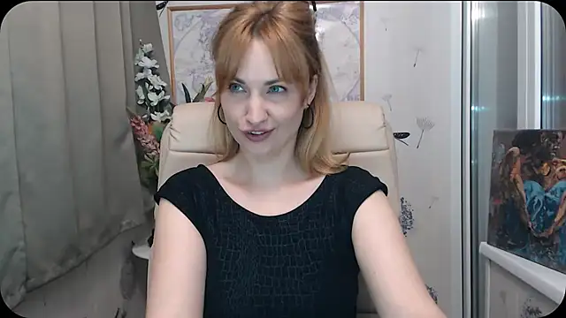 Snapshot of KatrinAlluring chatting on 05.07.26 KatrinAlluring online show from 05.07.26