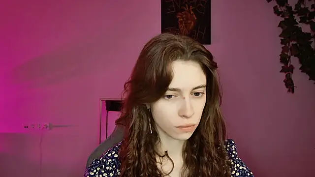 Snapshot of Yoka_paradoXXX chatting on 10.12.25 Yoka paradoXXX online show from 10.12.25