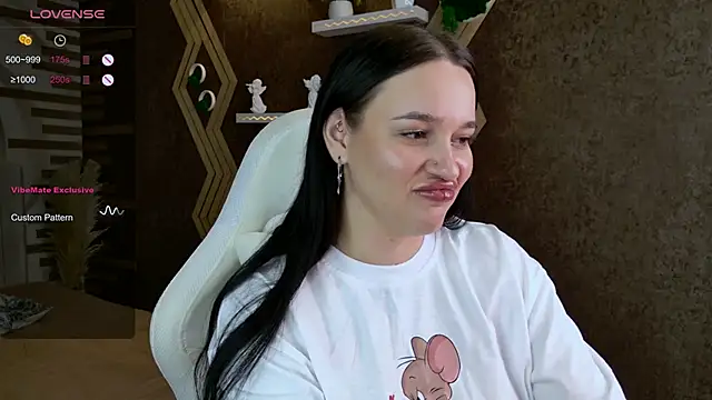 Snapshot of simpleobsession chatting on 09.16.25 simpleobsession online show from 09.16.25