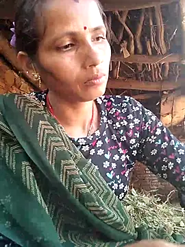 Snapshot of KIRTI12_HOT chatting on 10.02.25 KIRTI12 HOT online show from 10.02.25