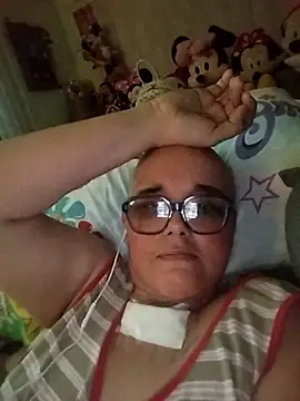 Snapshot of Yarry40 chatting on 11.09.25 Yarry40 online show from 11.09.25