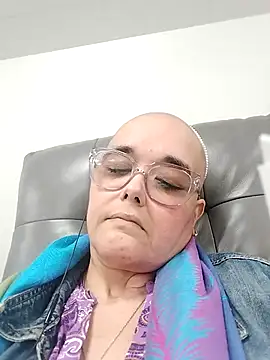 Snapshot of Yarry40 chatting on 01.13.26 Yarry40 online show from 01.13.26