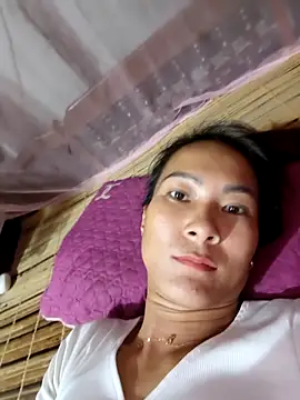 Yumyum kiw online show from 09.11.25