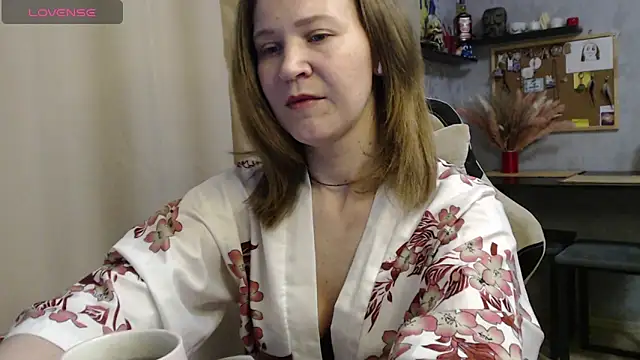 harpermoss online show from 10.14.25