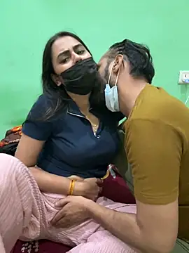 Snapshot of Hot_Taniya69 chatting on 10.28.25 Hot Taniya69 online show from 10.28.25