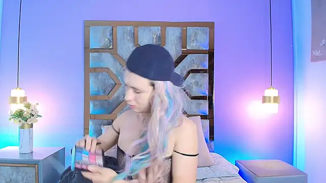 Electra Gosselin online show from 11.12.25