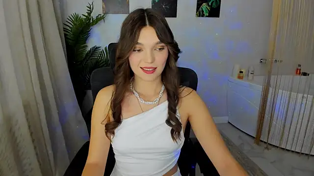 DivineAmour online show from 11.25.25