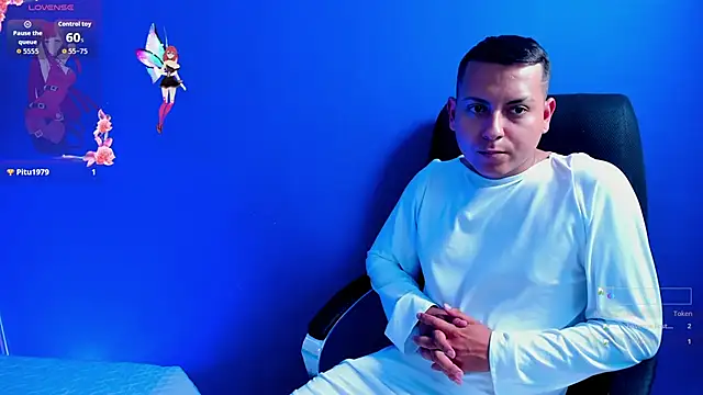 Snapshot of Sahira_and_Zaid chatting on 09.11.25 Sahira and Zaid online show from 09.11.25